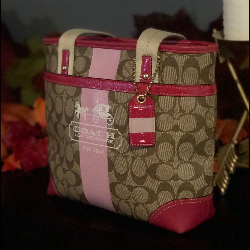 ⛔️SOLD⛔️‼️‼️COACH Heritage Stripe Pink Tote🎀